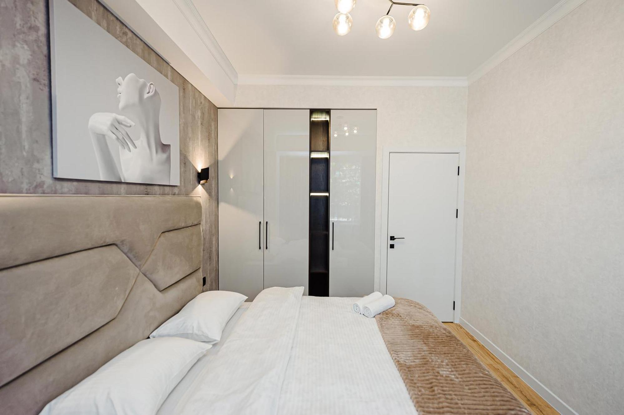 Ferienwohnung Luxury Oasis Flat Kischinau Exterior foto