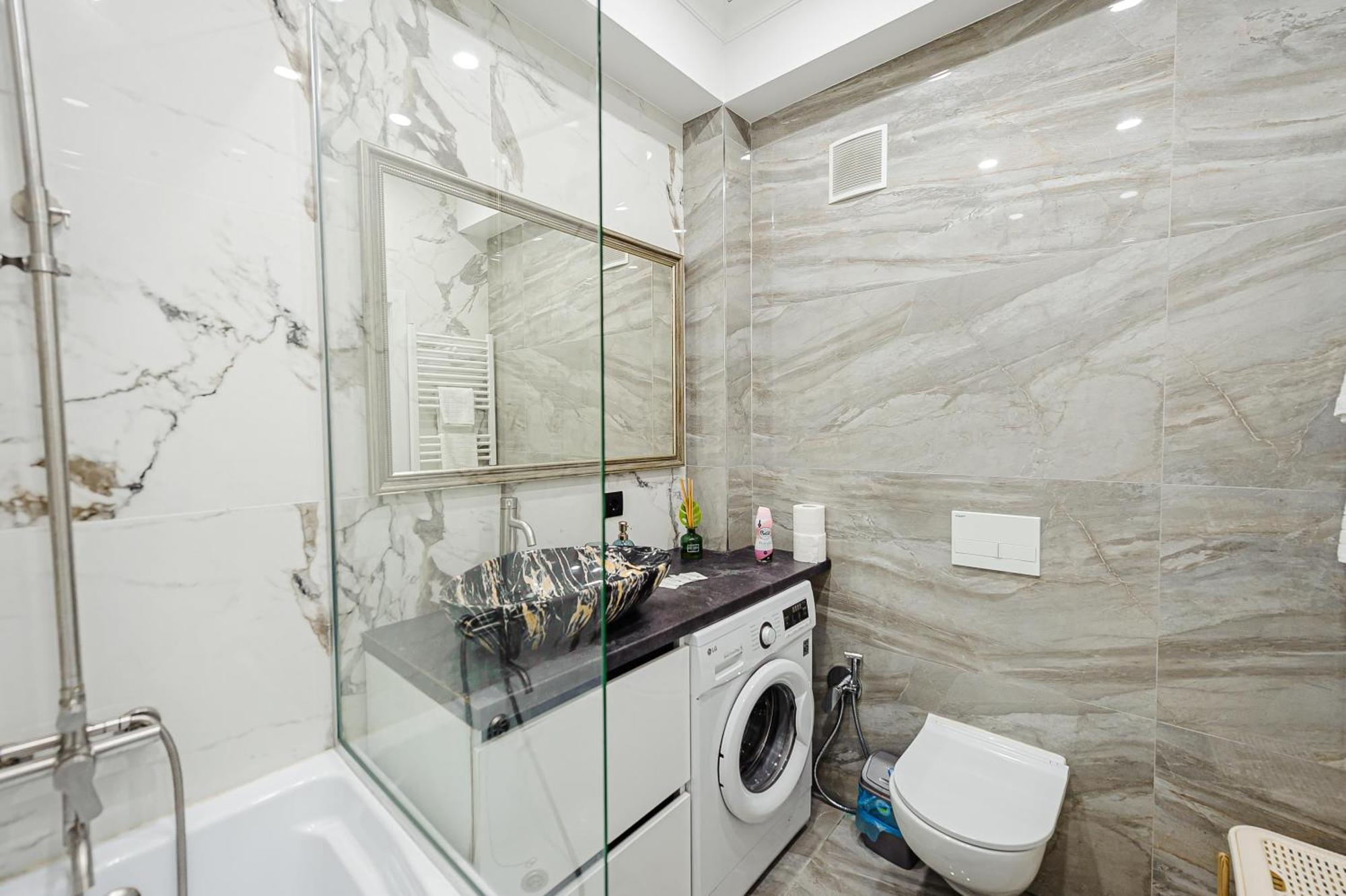 Ferienwohnung Luxury Oasis Flat Kischinau Exterior foto