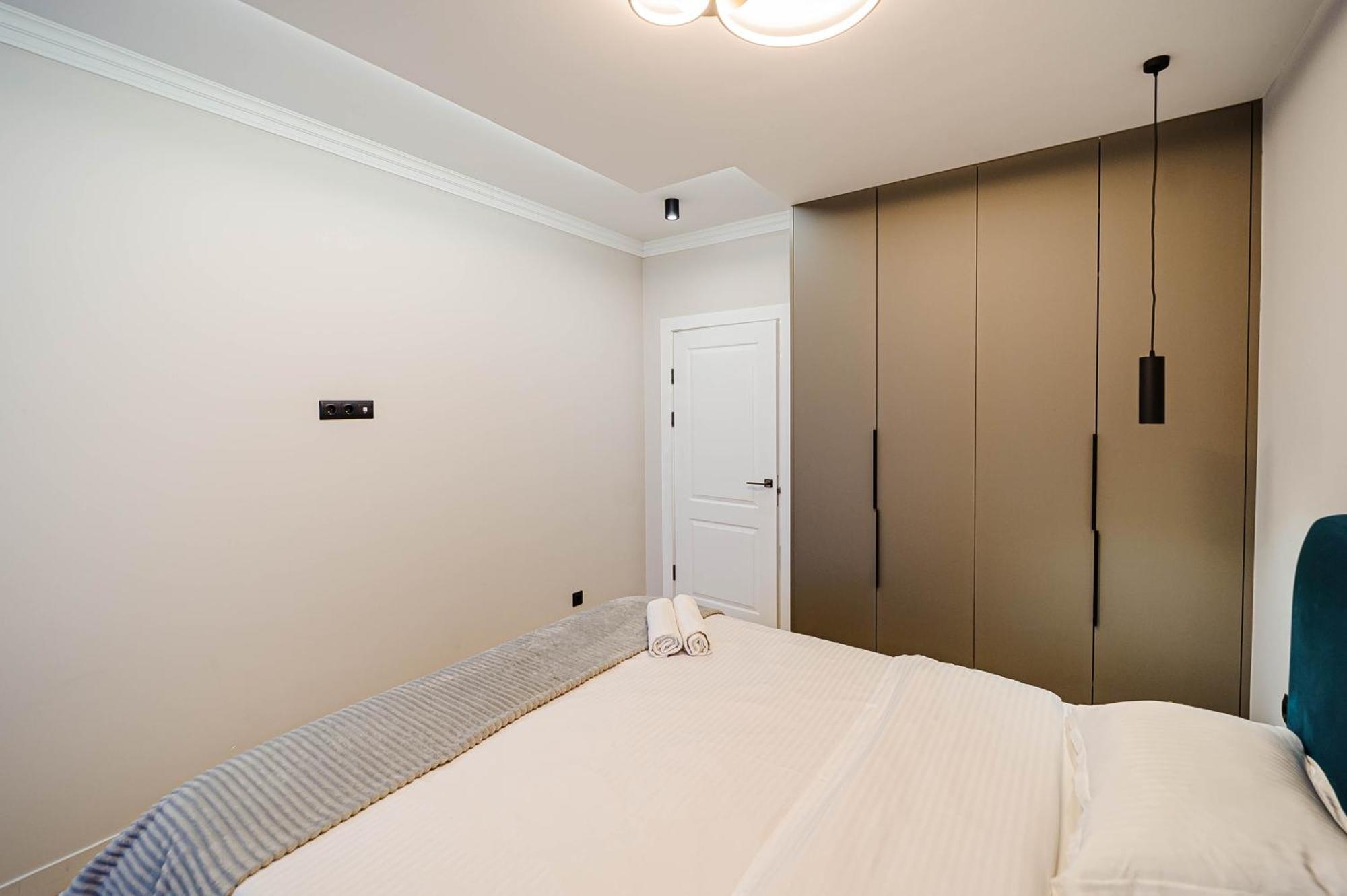 Ferienwohnung Luxury Oasis Flat Kischinau Exterior foto